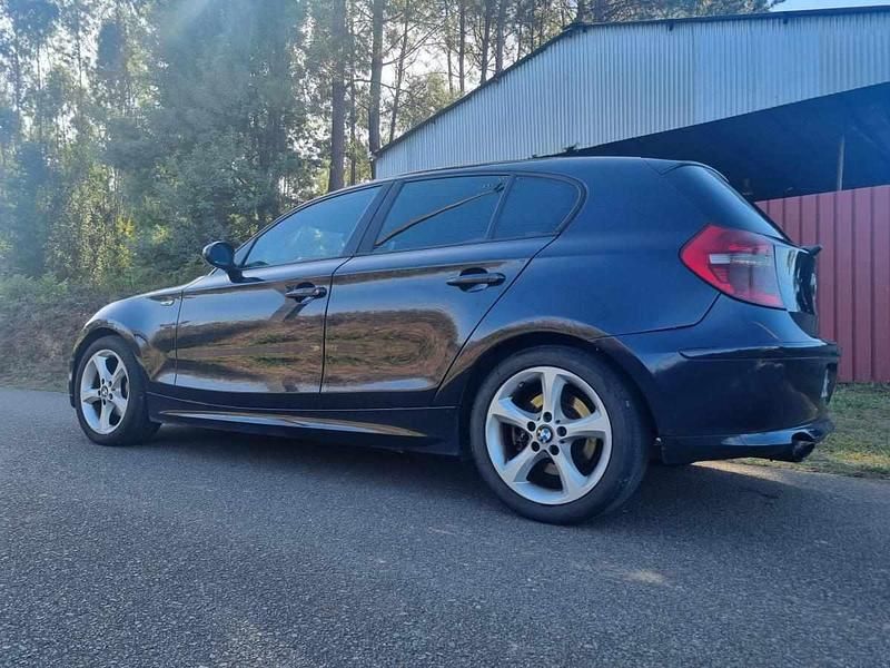 Azul Usado 2010 BMW 118 Citadino | € 10.000 (Preço justo) - Imagem 1/4