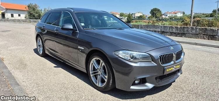 Cinza Usado 2015 BMW 535 Sedan | € 20.750 - Imagem 1/1