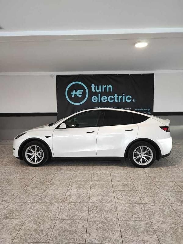 Branco Usado 2022 Tesla Model Y SUV | € 32.500 (Preço justo) - Imagem 1/4