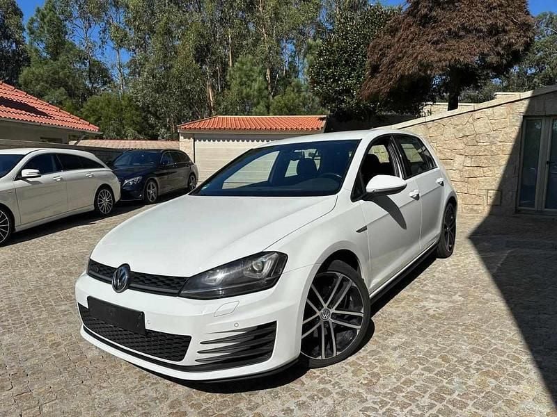 Branco Usado 2014 VW Golf VII GTD | € 18.950 (Preço justo) - Imagem 1/4