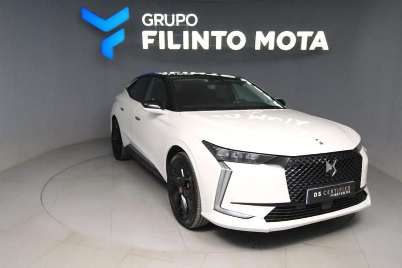 Usado DS Automobiles DS4 Performance 225 HP (165 kW) 2022 Branco Sedan
