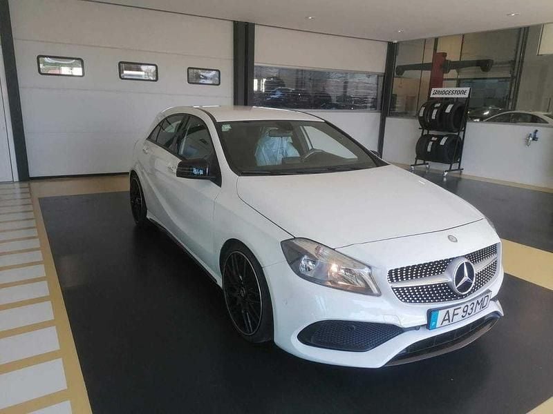 Usado 2015 Mercedes A200 Sedan | € 20.500 - Imagem 1/4