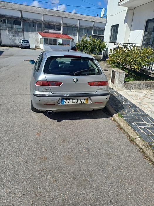 Usado 2003 Alfa Romeo 156 Sedan | € 2.500 - Imagem 1/4