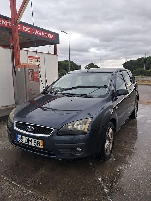 Usado 2007 Ford Focus Sedan | € 2.200 (Super Preço) - Imagem 1/4