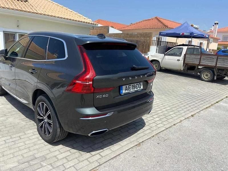 Usado Volvo XC60 299 HP (219 kW) 2020 Cinzento SUV