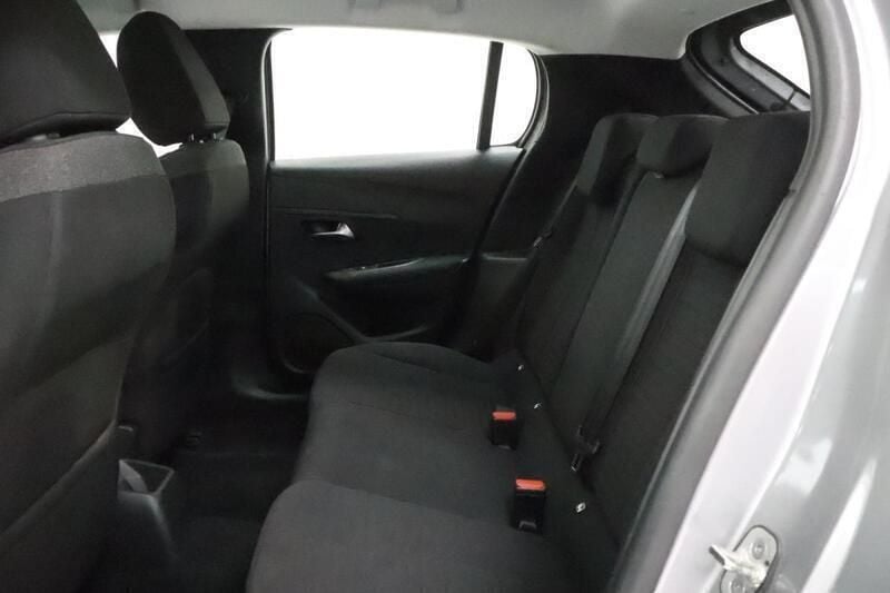 Cinza Usado 2022 Peugeot 208 Active Citadino | € 13.890 (Bom preço) - Imagem 1/1