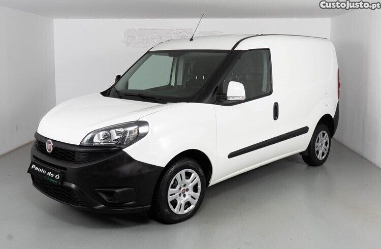 Branco Usado 2020 Fiat Doblò Monovolume | € 13.980 (Preço justo) - Imagem 1/1