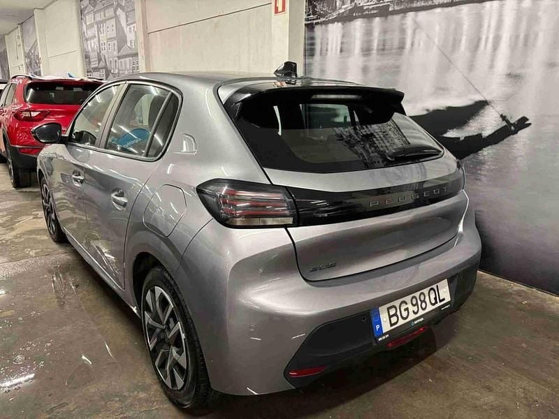 Usado Peugeot 208 Active 75 HP (55 kW) 2024 Cinza Citadino