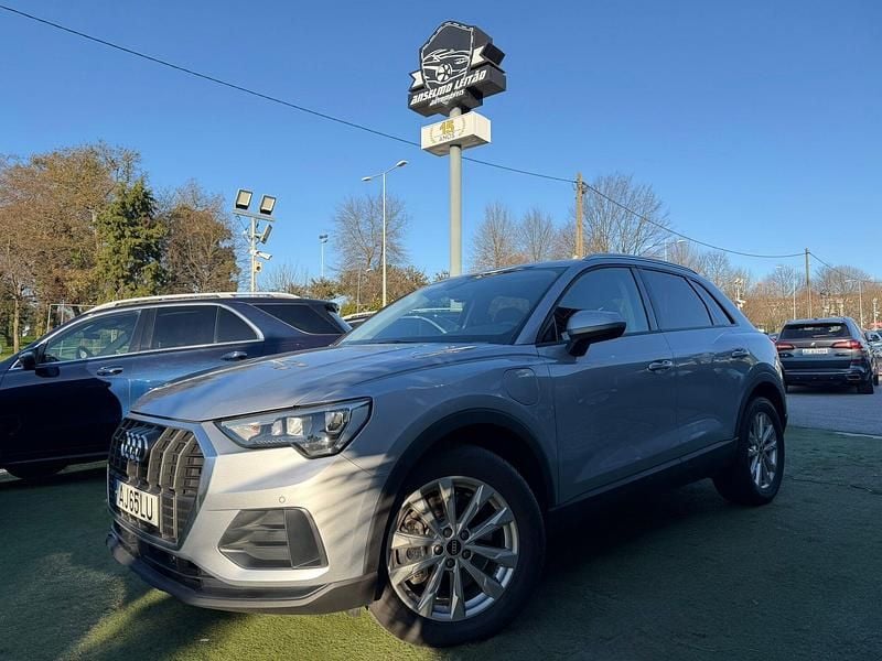 Cinza Usado 2021 Audi Q3 SUV | € 29.500 (Preço justo) - Imagem 1/4