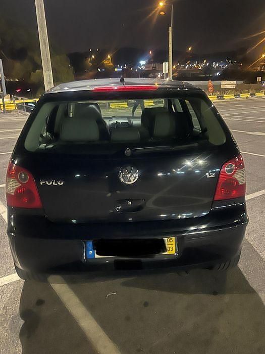 Usado 2005 VW Polo Sedan | € 2.500 (Caro) - Imagem 1/4