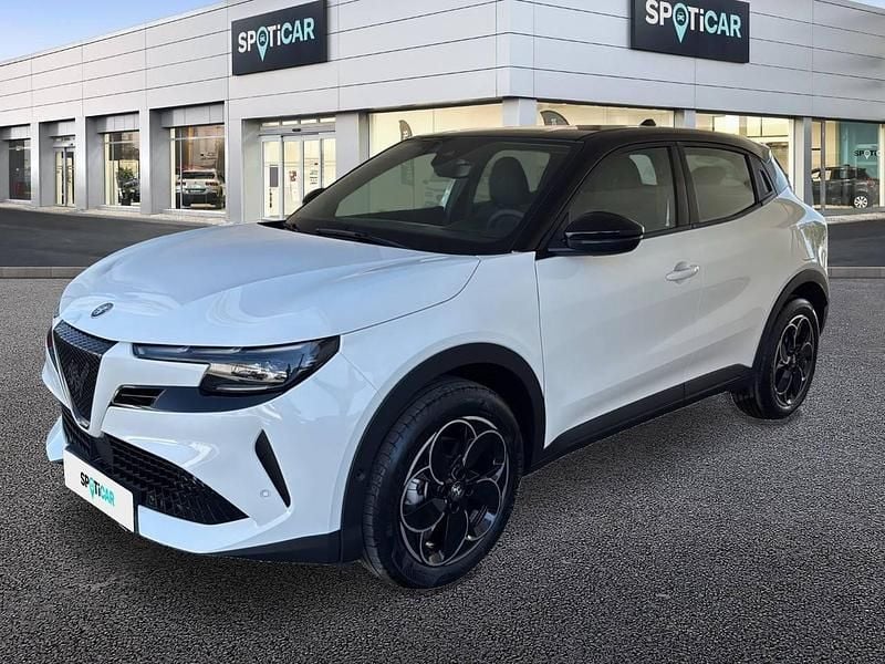 Branco Novo 2025 Alfa Romeo GT Junior SUV | € 34.500 - Imagem 1/4