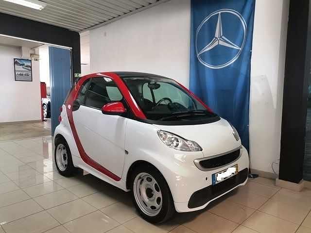 Branco Usado 2013 Smart ForTwo Coupé Coupé | € 6.990 - Imagem 1/4