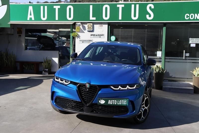 Azul Usado 2023 Alfa Romeo Tonale Veloce SUV | € 35.970 (Preço justo) - Imagem 1/4