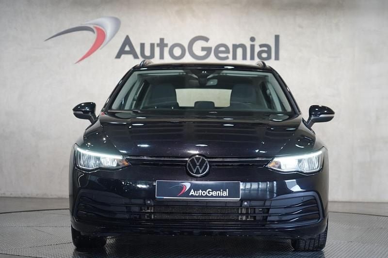 Usado VW Golf VIII 115 HP (84 kW) 2022 Preto Carrinha