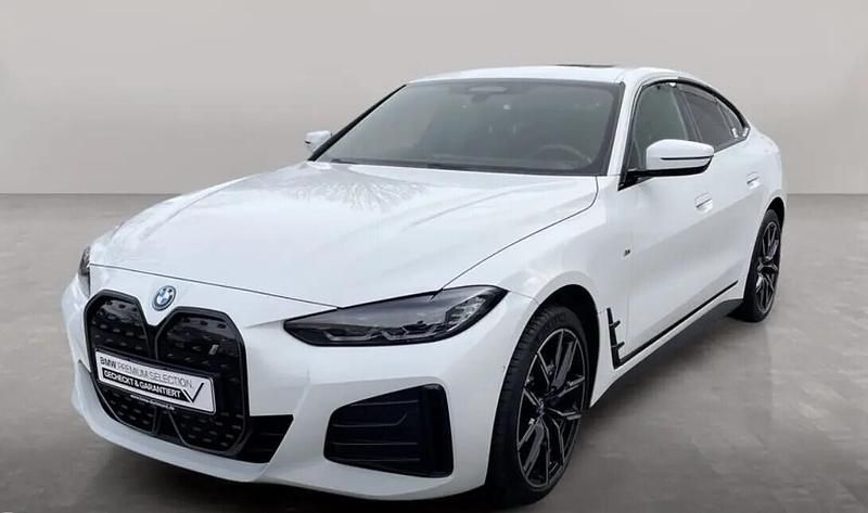 Branco Usado 2023 BMW i4 Sedan | € 49.990 (Caro) - Imagem 1/4