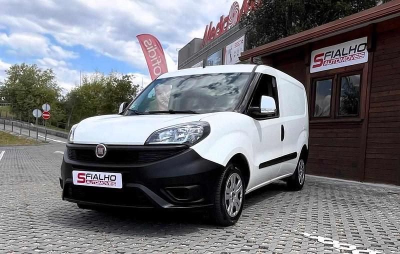 Branco Usado 2021 Fiat Doblò Monovolume | € 9.988 (Super Preço) - Imagem 1/4