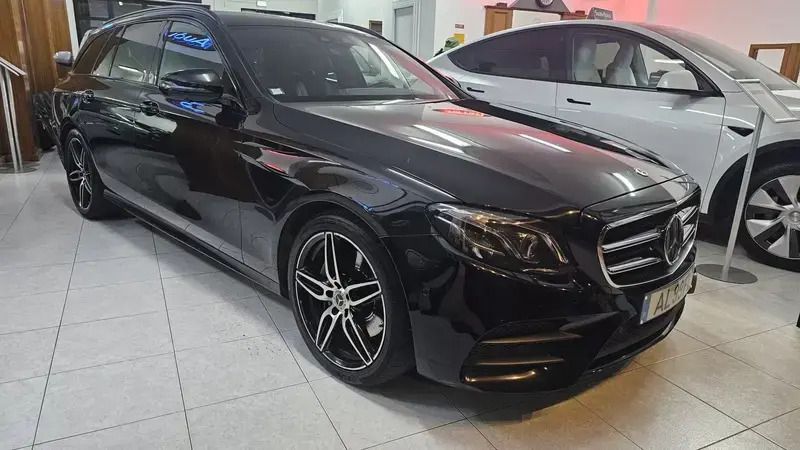 Preto Usado 2018 Mercedes E220 AMG line Carrinha | € 32.500 (Preço elevado) - Imagem 1/4