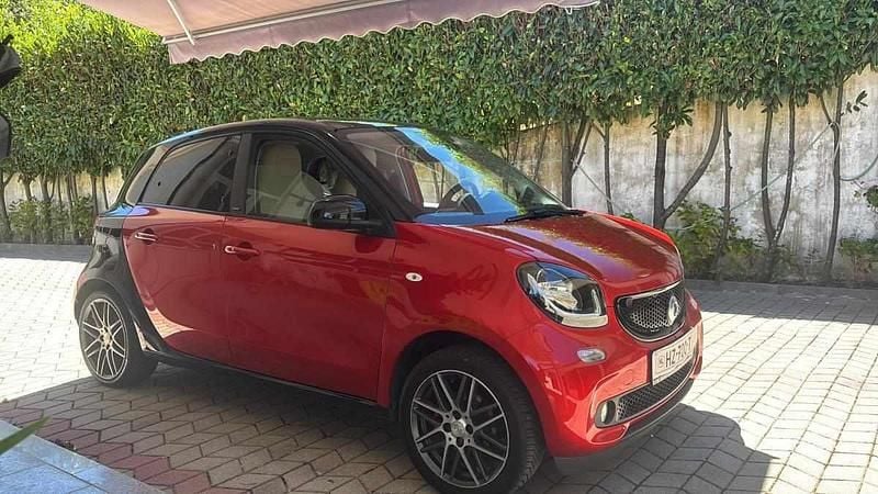 Vermelho Usado 2016 Smart ForFour | € 12.499 (Preço justo) - Imagem 1/4