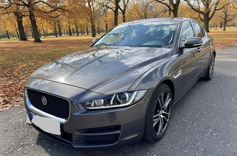 Outra Usado 2016 Jaguar XE Sedan | € 16.750 (Preço justo) - Imagem 1/4