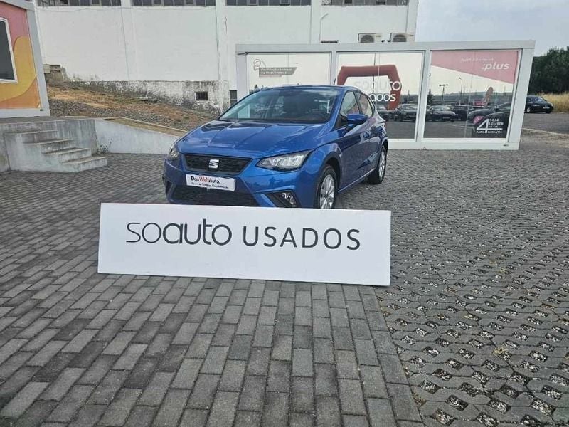 Azul rei metalizado Usado 2024 Seat Ibiza Style | € 14.990 (Bom preço) - Imagem 1/4
