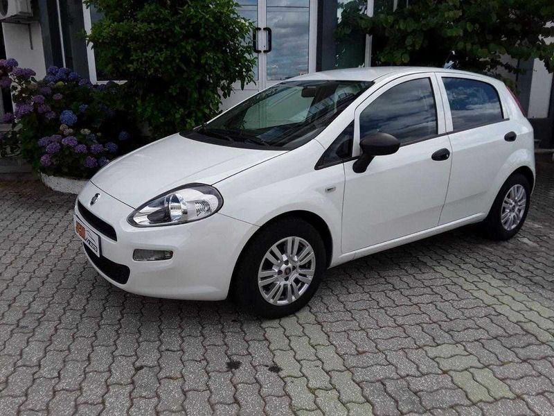Branco Usado 2018 Fiat Punto Easy Citadino | € 11.000 (Preço justo) - Imagem 1/4
