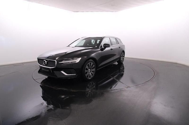 Preto Usado 2021 Volvo V60 Carrinha | € 30.900 (Preço justo) - Imagem 1/4