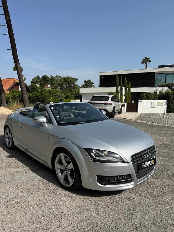 Cinza Usado 2007 Audi TT S-Line Cabrios | € 16.500 (Preço elevado) - Imagem 1/4