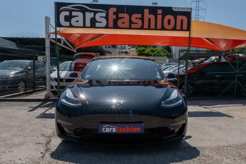 Usado Tesla Model 3 Long Range AWD 258 kW (351 HP) 2020 Preto Sedan