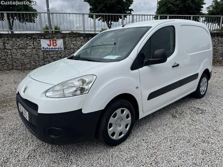 Branco Usado 2014 Peugeot Partner Van | € 9.350 (Preço justo) - Imagem 1/1