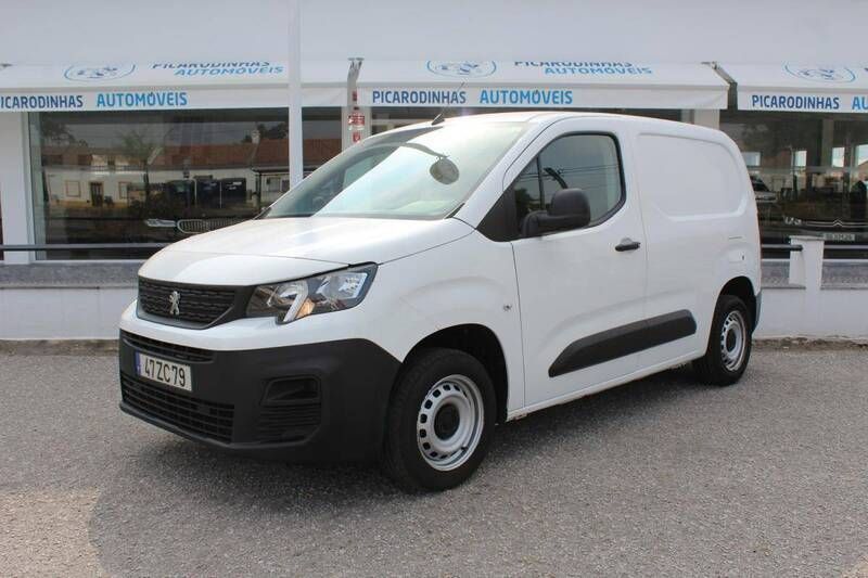 Branco Usado 2019 Peugeot Partner Monovolume | € 14.890 (Preço elevado) - Imagem 1/4