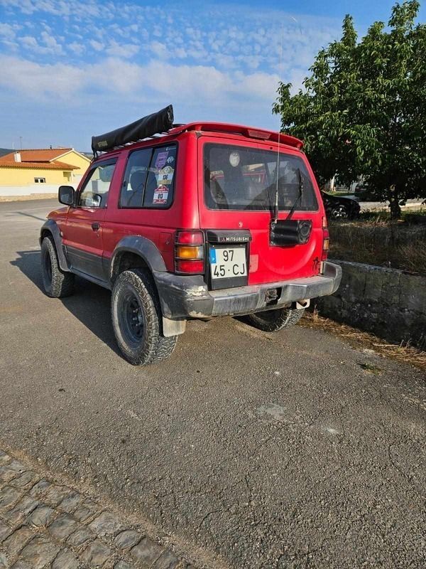 Vermelho Usado 1993 Mitsubishi Pajero SUV | € 8.000 - Imagem 1/4