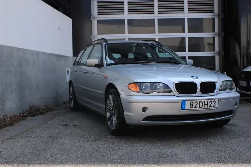 Cinza prata Usado 2002 BMW 320 Sport Line Carrinha | € 5.900 (Preço justo) - Imagem 1/4