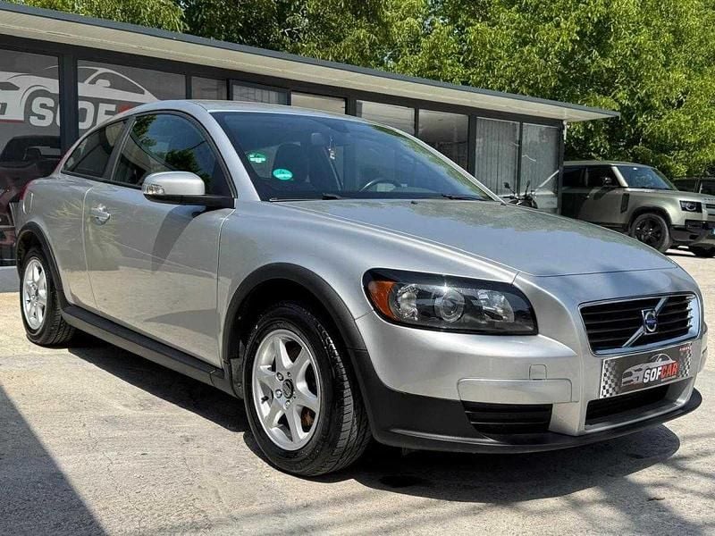 Usado Volvo C30 Kinetic 110 HP (80 kW) 2010 Cinza Citadino