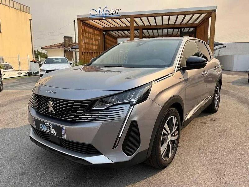 Cinzento Usado 2023 Peugeot 3008 Allure SUV | € 29.950 (Preço justo) - Imagem 1/4