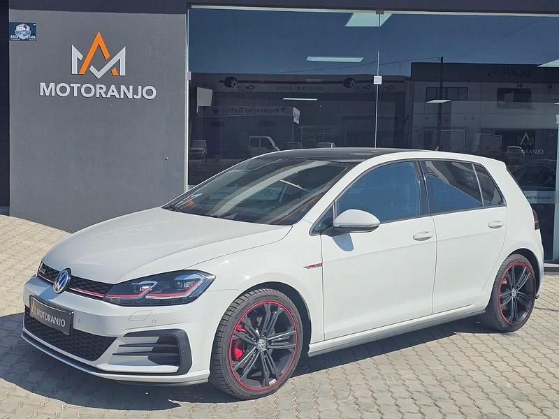 Branco Usado 2017 VW Golf VII GTI | € 33.000 (Caro) - Imagem 1/4