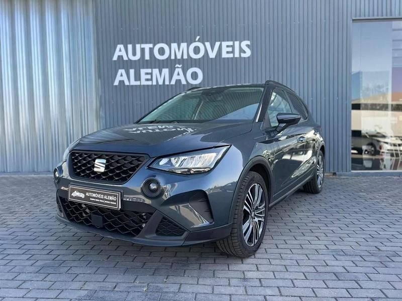 Cinzento Usado 2023 Seat Arona FR SUV | € 17.900 (Preço justo) - Imagem 1/4