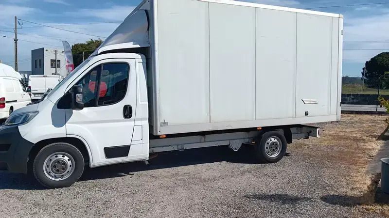 Branco Usado 2018 Citroën Jumper Monovolume | € 22.140 - Imagem 1/4