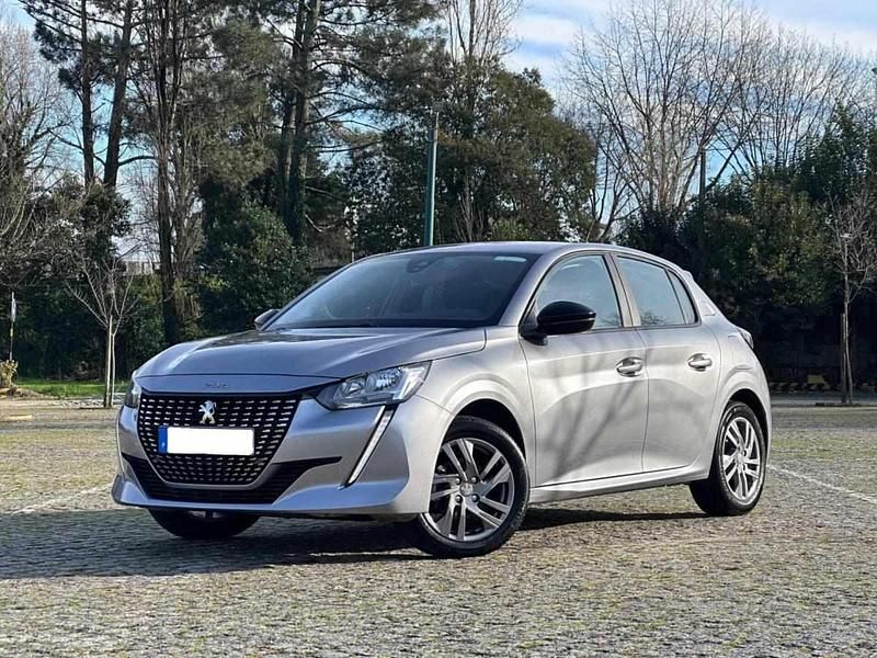 Cinzento Usado 2021 Peugeot 202 | € 13.990 - Imagem 1/3