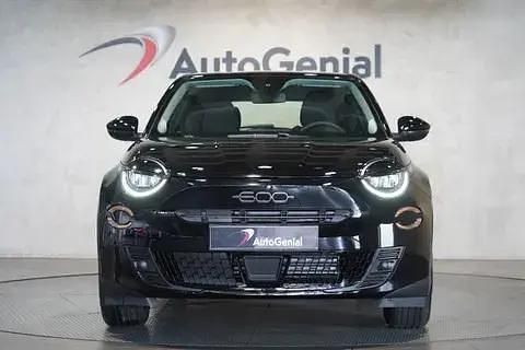 Novo Fiat 600E Red 114 kW (156 HP) 2025 Preto SUV