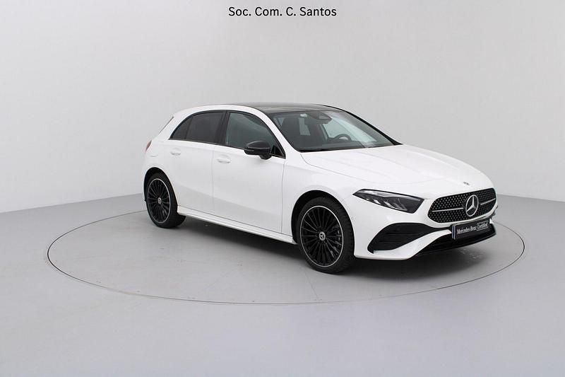 Branco Usado 2025 Mercedes A250 AMG Sedan | € 41.750 - Imagem 1/4