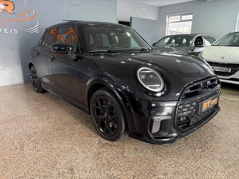 Usado Mini John Cooper Works 156 HP (114 kW) 2025 Preto Citadino