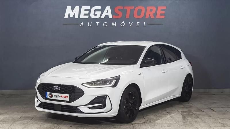 Usado Ford Focus ST-Line 155 HP (114 kW) 2024 Branco Citadino