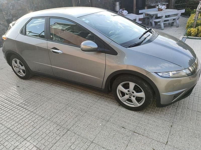 Usado 2008 Honda Civic Sedan | € 5.000 (Super Preço) - Imagem 1/4
