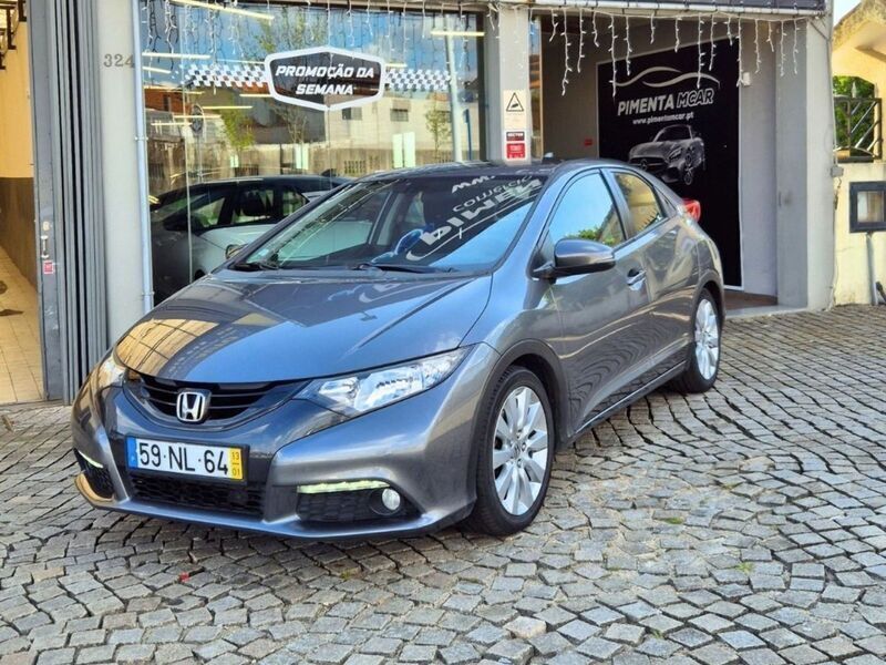 Cinza Usado 2013 Honda Civic Comfort | € 11.900 (Preço justo) - Imagem 1/4