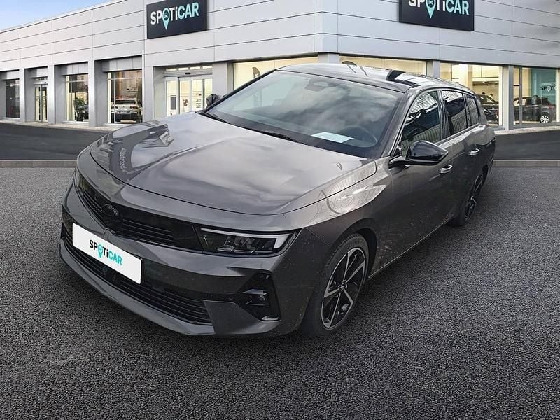 Usado Opel Astra 130 HP (95 kW) 2024 Cinzento Carrinha