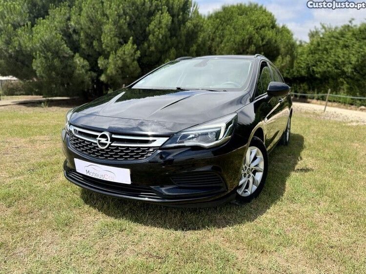 Preto Usado 2018 Opel Astra Sedan | € 12.500 (Caro) - Imagem 1/1