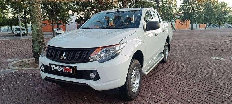 Branco Usado 2019 Mitsubishi L200 Pickup | € 20.500 (Super Preço) - Imagem 1/4
