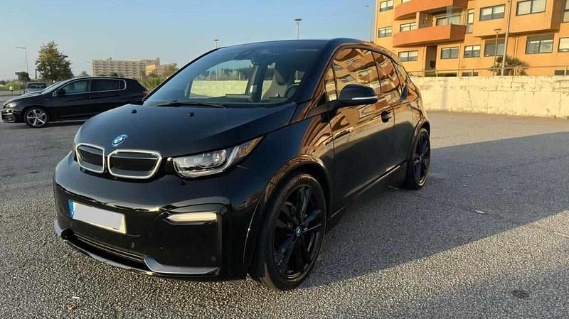 Preto Usado 2020 BMW i3 Citadino | € 22.750 (Preço justo) - Imagem 1/4