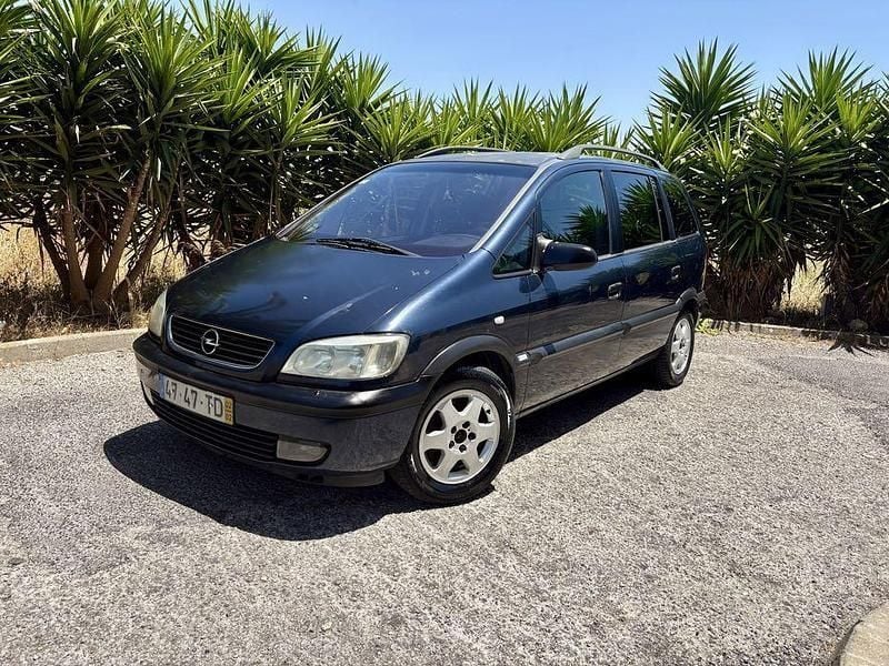 Usado 2002 Opel Zafira Monovolume | € 1.890 - Imagem 1/4