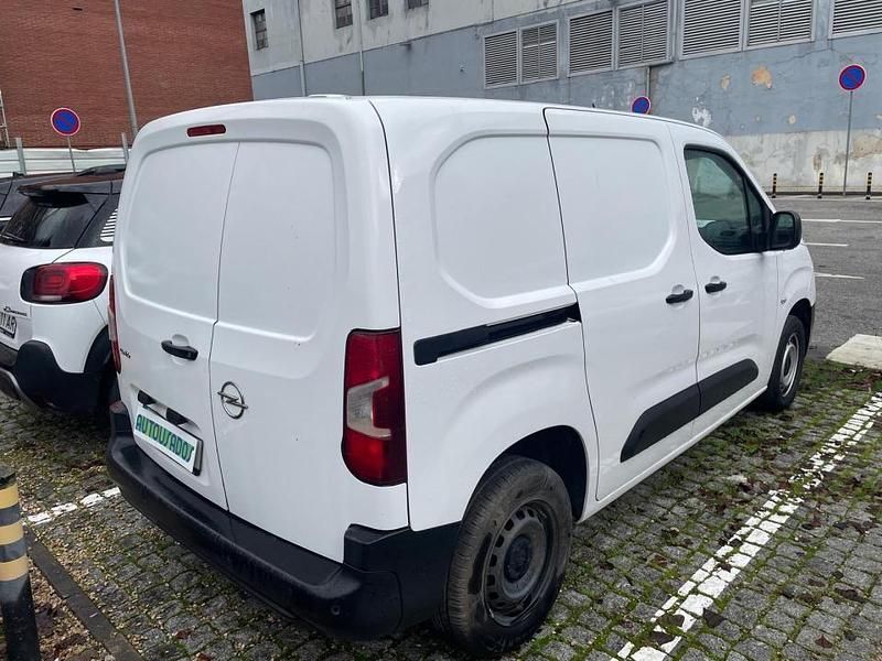 Usado Opel Combo 100 HP (73 kW) 2022 Branco Monovolume